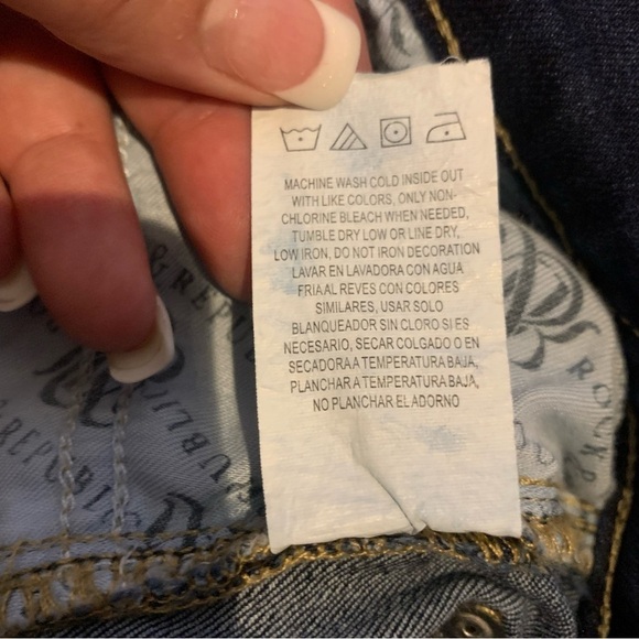 ROCK & REPUBLIC Kendall Cropped Dark Wash Jeans size 6 - Picture 6 of 7